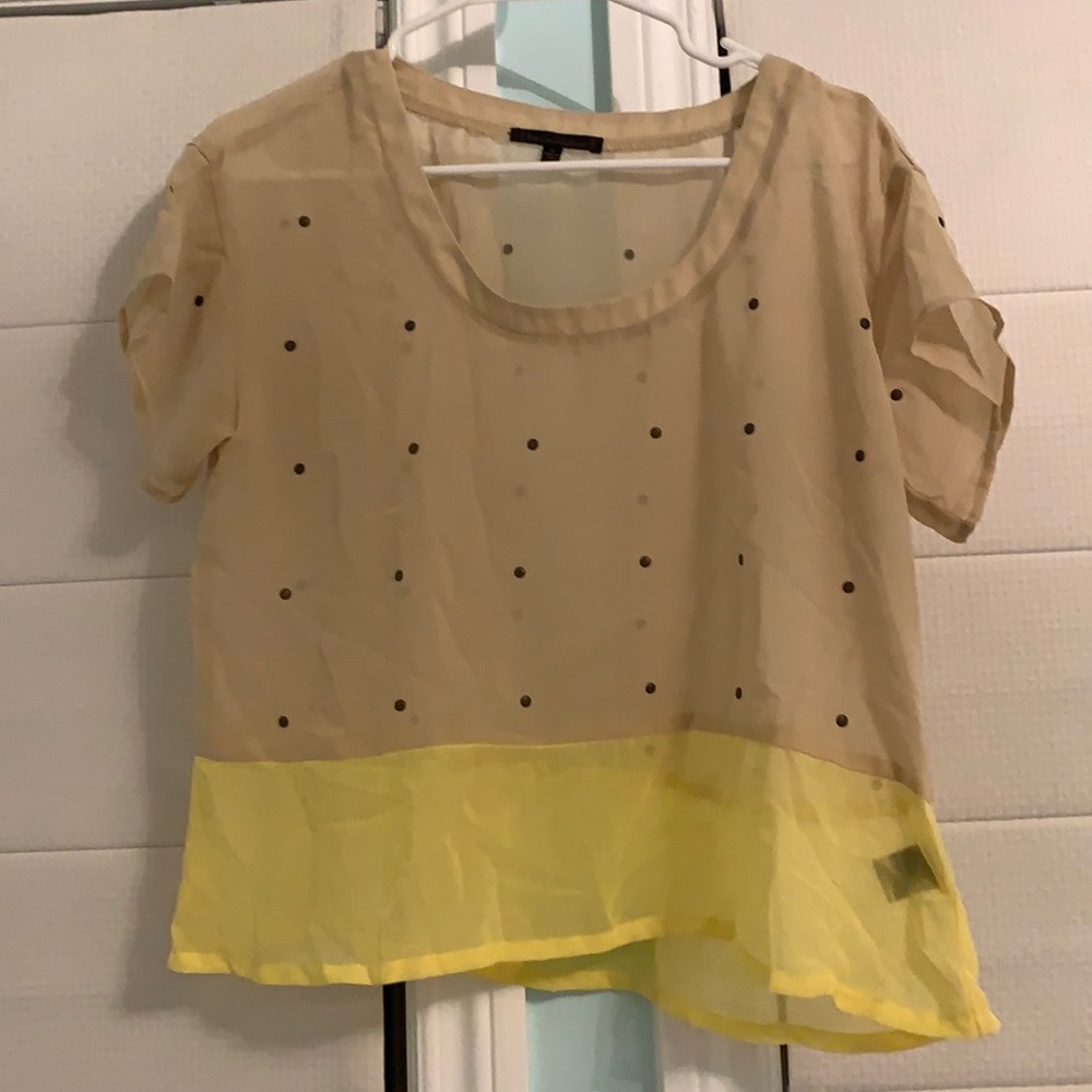 Beige & yellow shirt